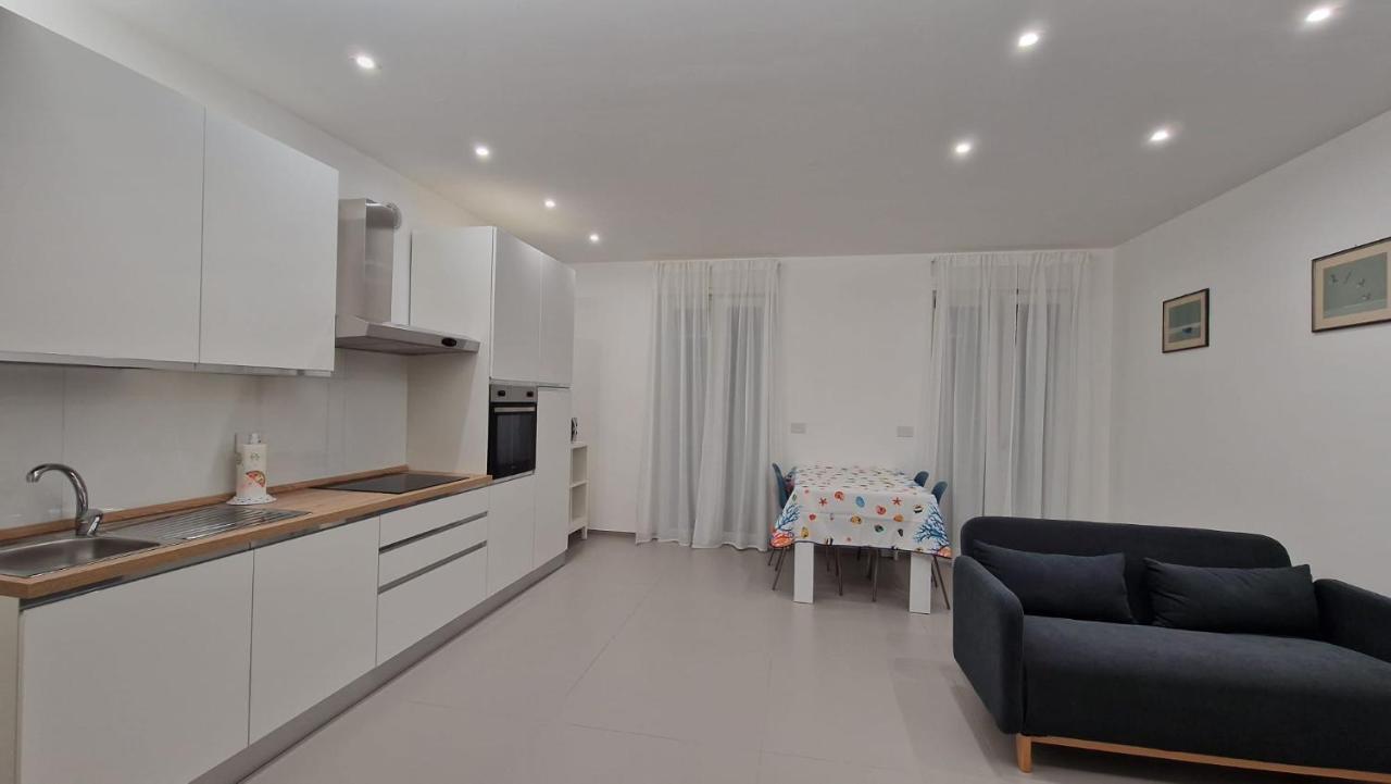A Casa Di Fiore, Holiday Home جيوفيناتسو المظهر الخارجي الصورة